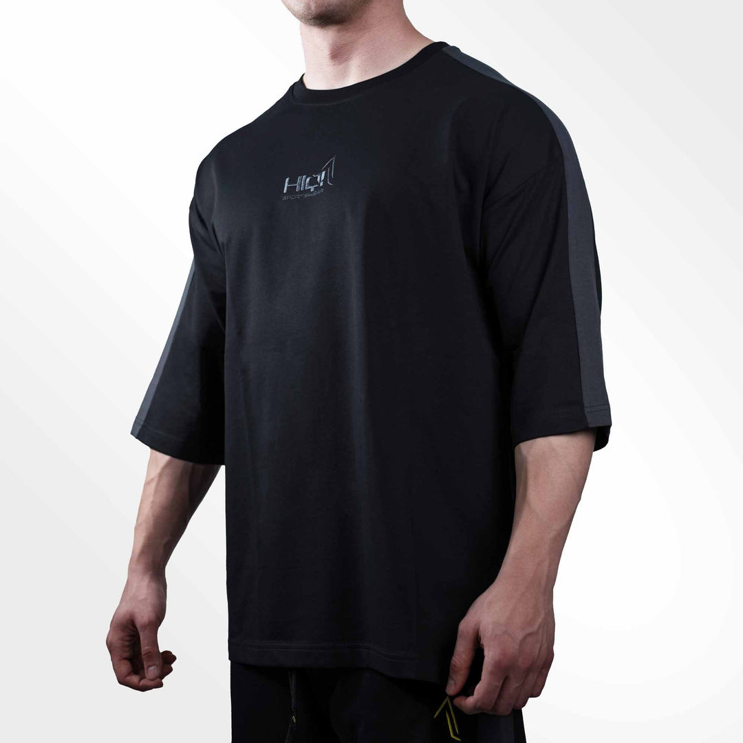 HIQ Oversize T-shirt ”Pain”